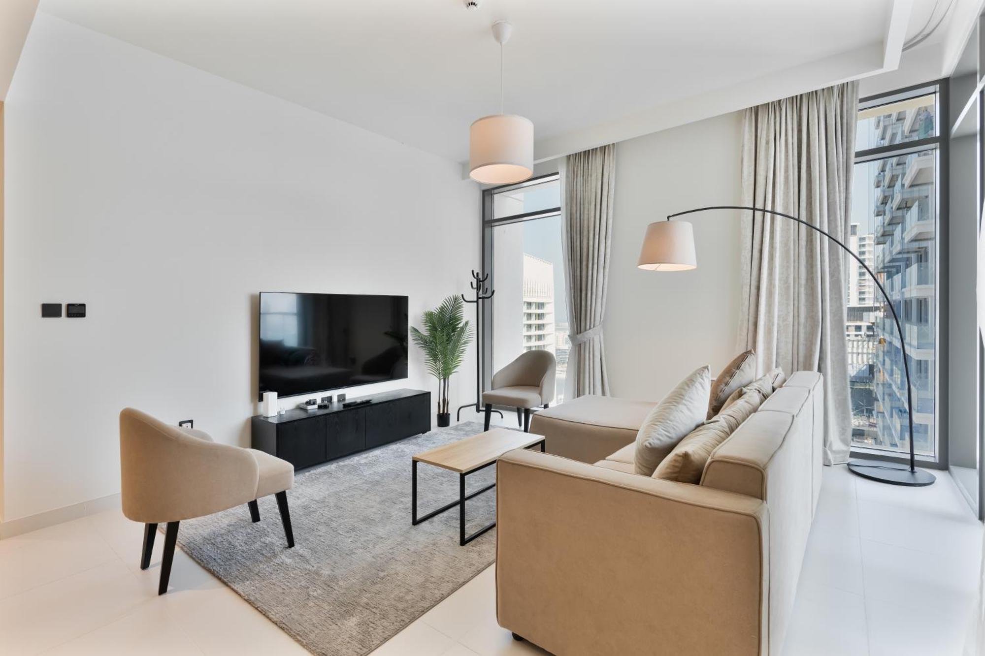 Apartment Beachfront 2-bdr, High Floor, Sea And Palm View, Access