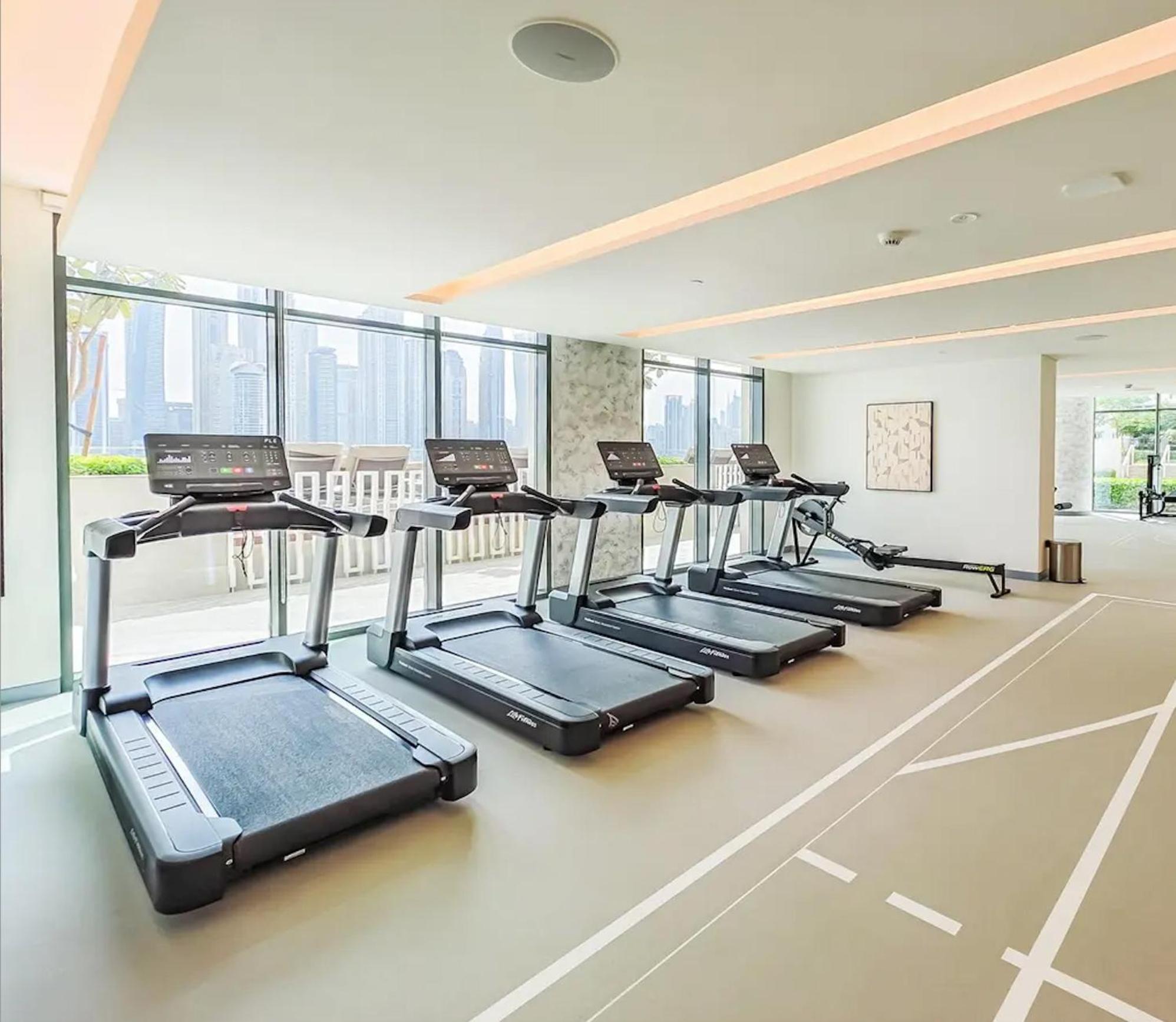 Apartment Beachfront 2-bdr, High Floor, Sea And Palm View, Access *